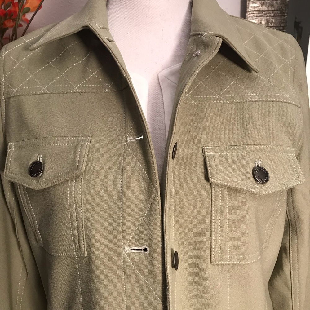 Jacket - Picture 2 of 6
